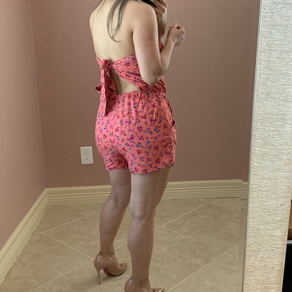 LEAH Strapless Short Romper - Picture 2 of 4